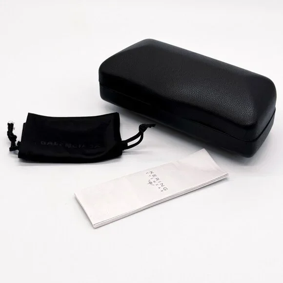 NEW BALENCIAGA SUNGLASSES BB0360S 001 BLACK WOMEN EYEWEAR Balenciaga BB0360S 001 - Sunglasses for Woman - LookerOnline main image 3